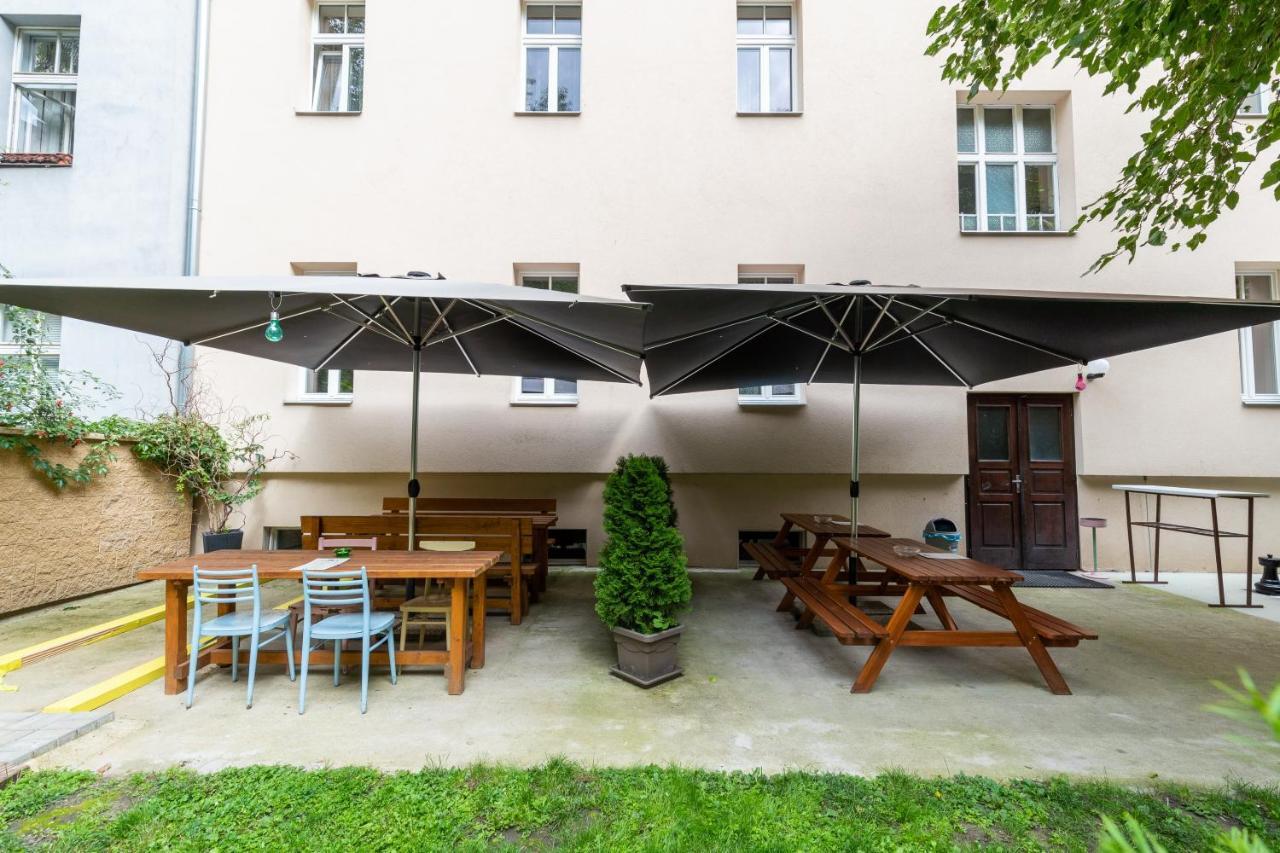 Hostel Dakura Praga Exterior foto